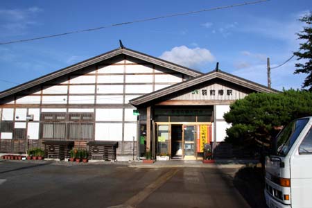 羽前椿 駅舎