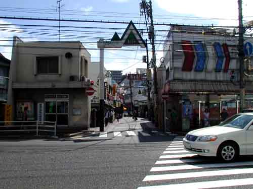 神奈川県道22号 聖天橋交差点