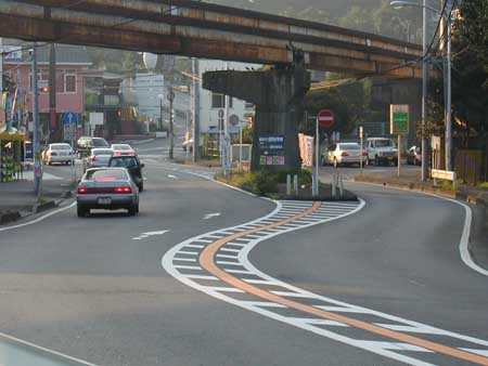 神奈川県道403号 ドリームランド前