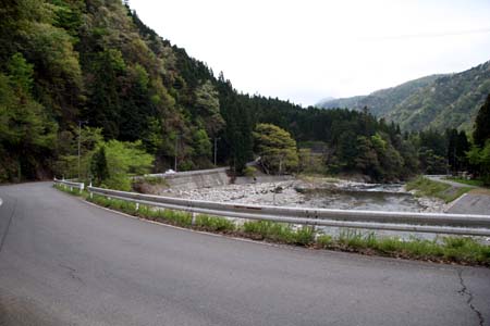 根尾川の橋、能郷楬から終点方向