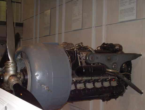 DB603Eエンジン