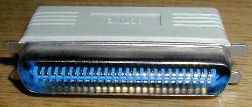 SCSIのアクティブ ターミネーター