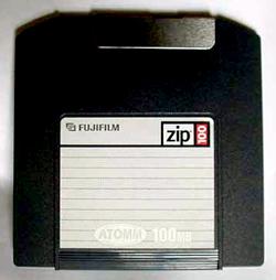 Zip 100MB 表